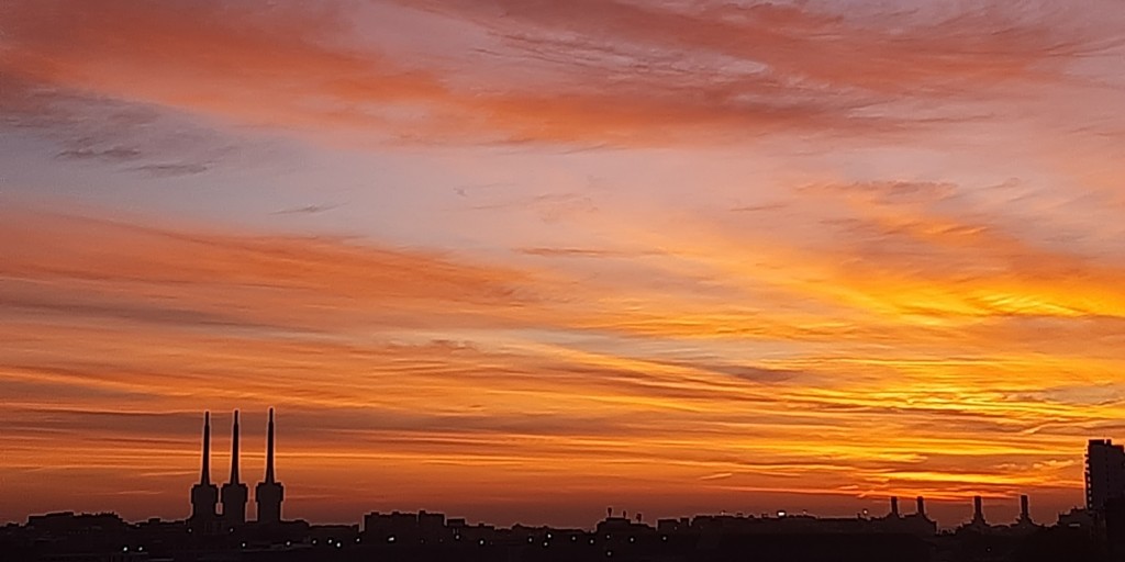 Foto: Amanecer - Sant Adrià de Besòs (Barcelona), España