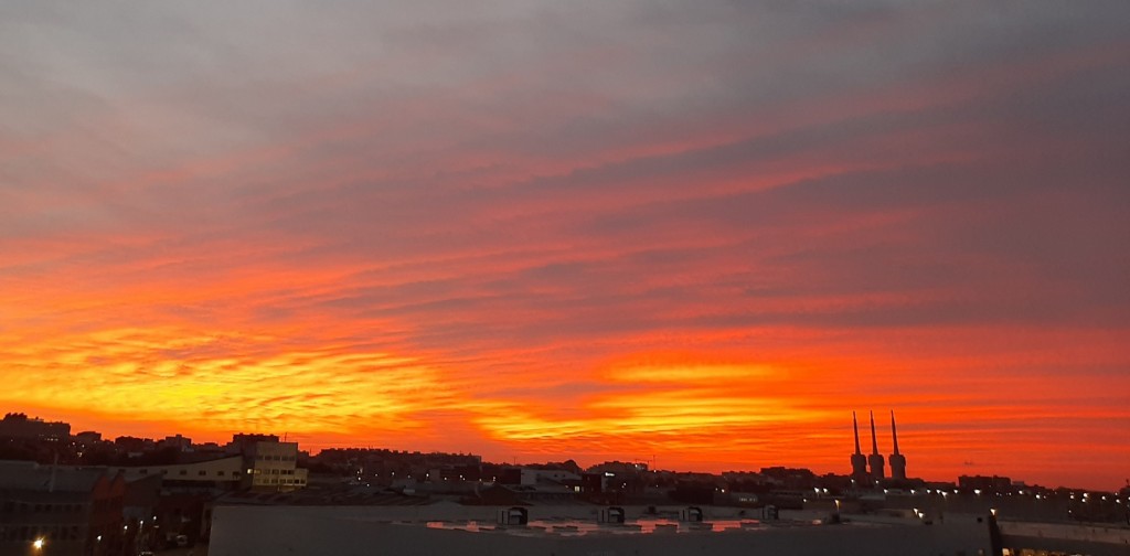 Foto: Amanecer - Sant Adrià de Besòs (Barcelona), España