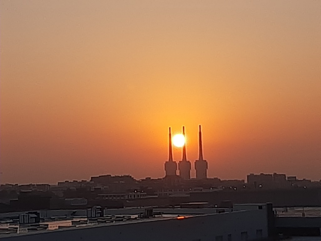 Foto: Amanecer - Sant Adrià de Besòs (Barcelona), España