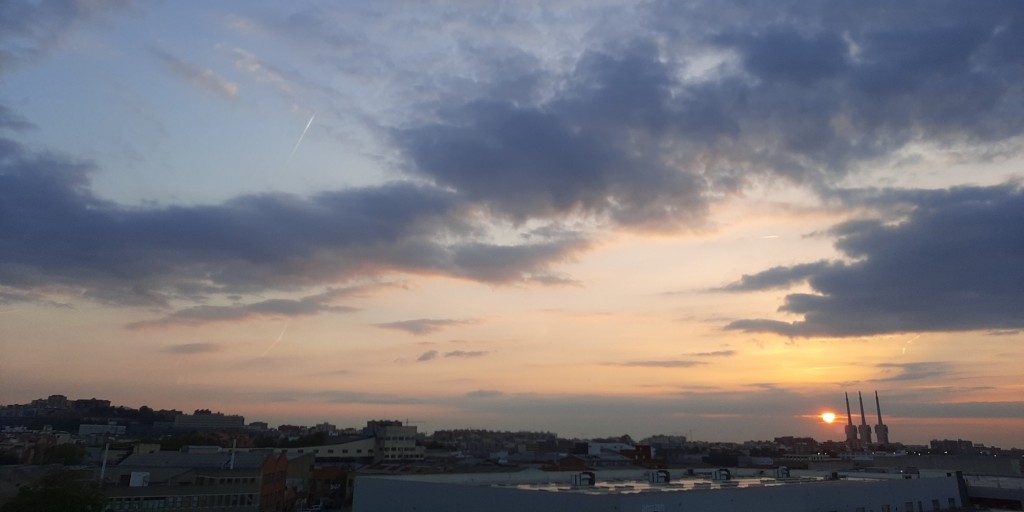 Foto: Amanecer - Sant Adrià de Besòs (Barcelona), España