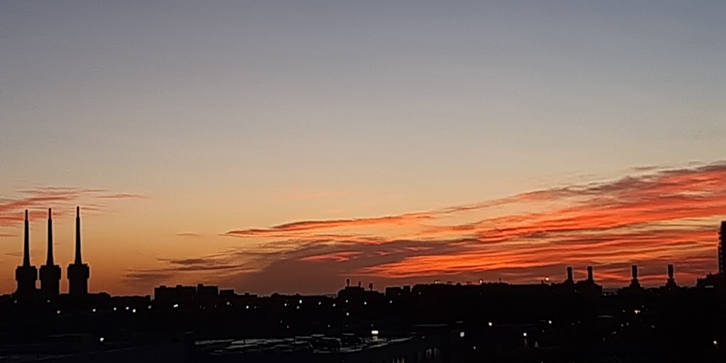 Foto: Amanecer - Sant Adrià de Besòs (Barcelona), España