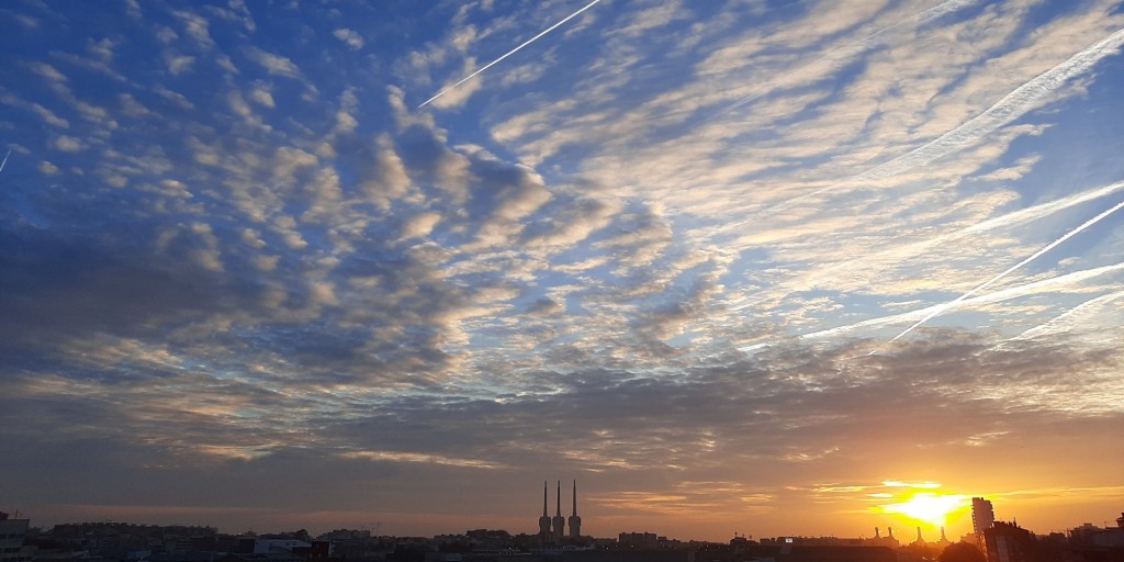 Foto: Amanecer - Sant Adrià de Besòs (Barcelona), España