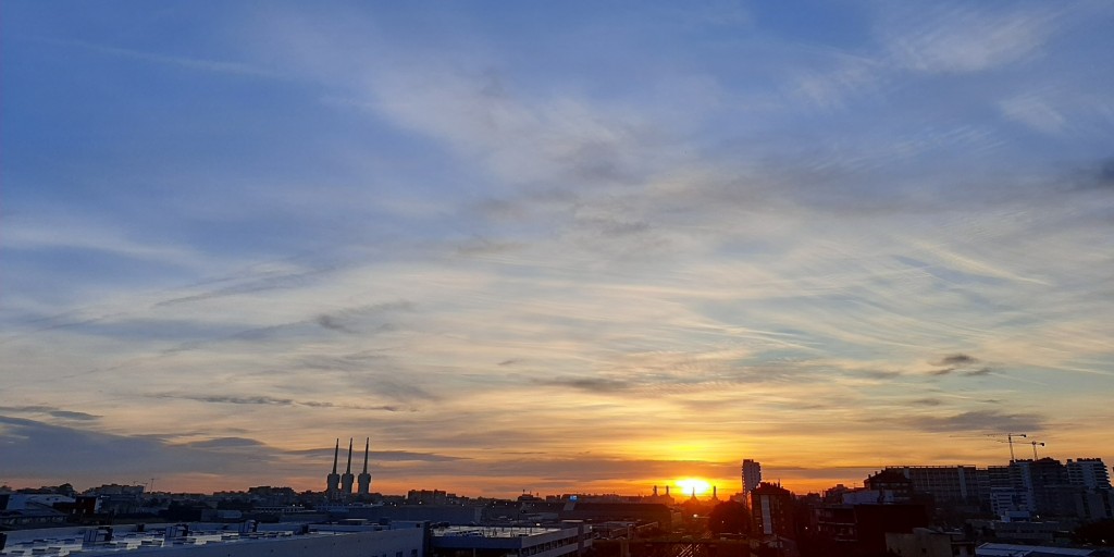 Foto: Amanecer - Sant Adrià de Besòs (Barcelona), España