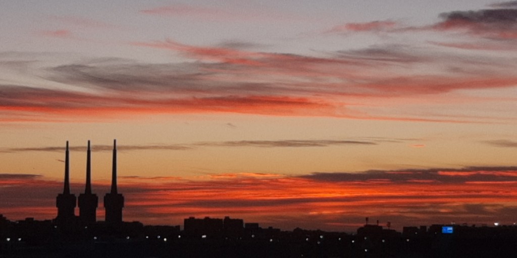 Foto: Amanecer - Sant Adrià de Besòs (Barcelona), España
