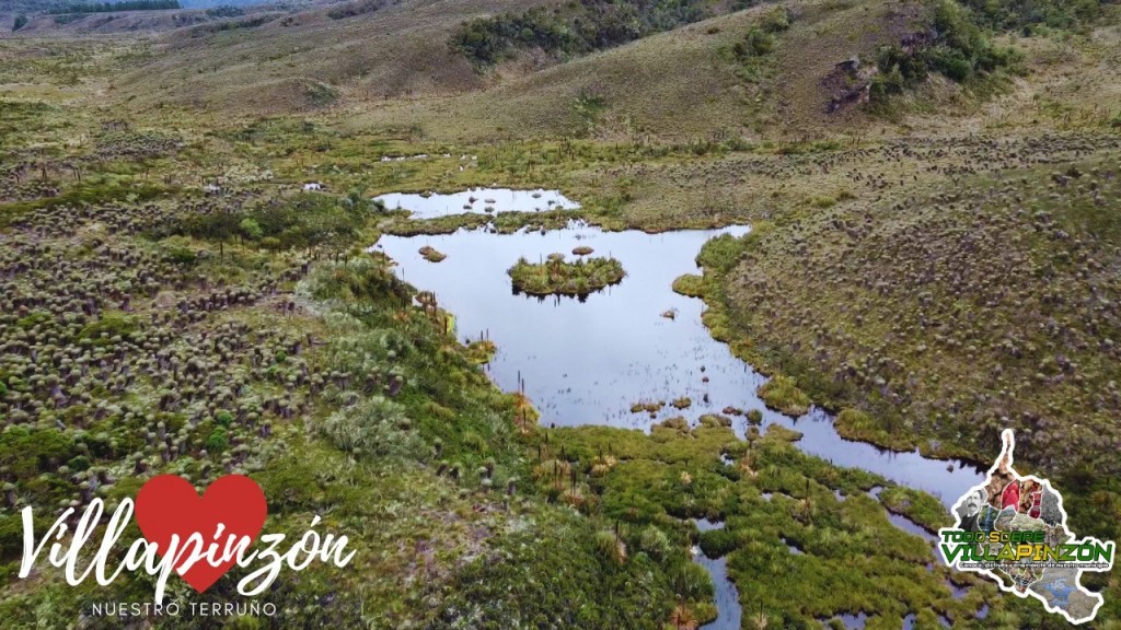 Foto: Villapinzón Cundinamarca - Laguna del Valle, nacimiento del rio Bogotá de Colombia Villapinzón Cundinamarca desde DRON (Cundinamarca), Colombia