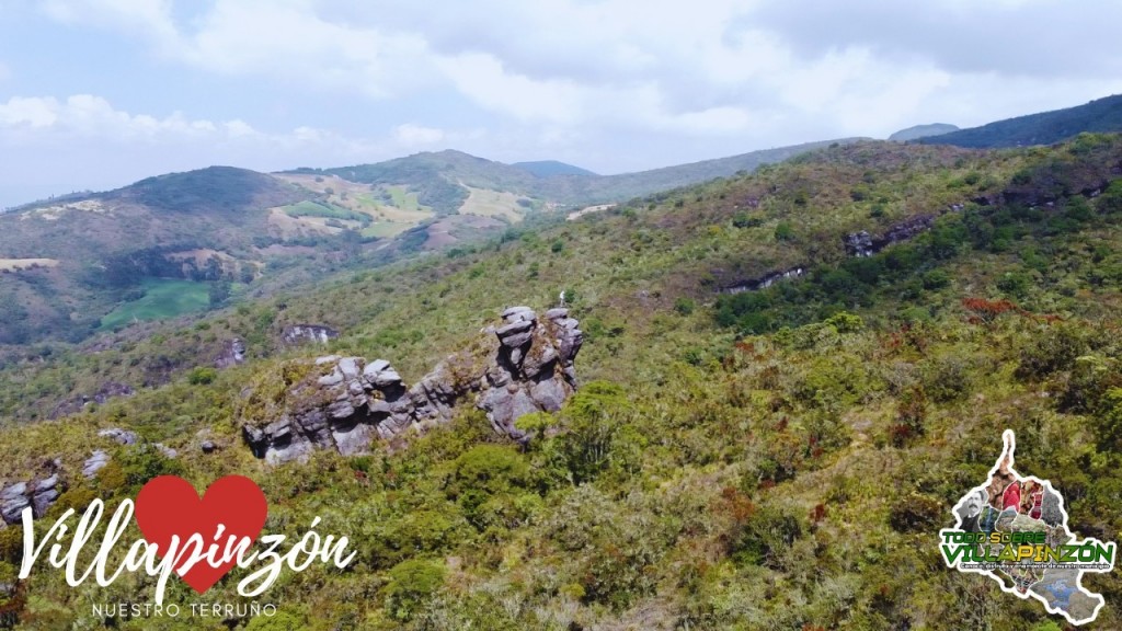 Foto: Piedra del indio piel roja, Villapinzón Cundinamarca en DRON MINI 2 - Villapinzón (Cundinamarca), Colombia
