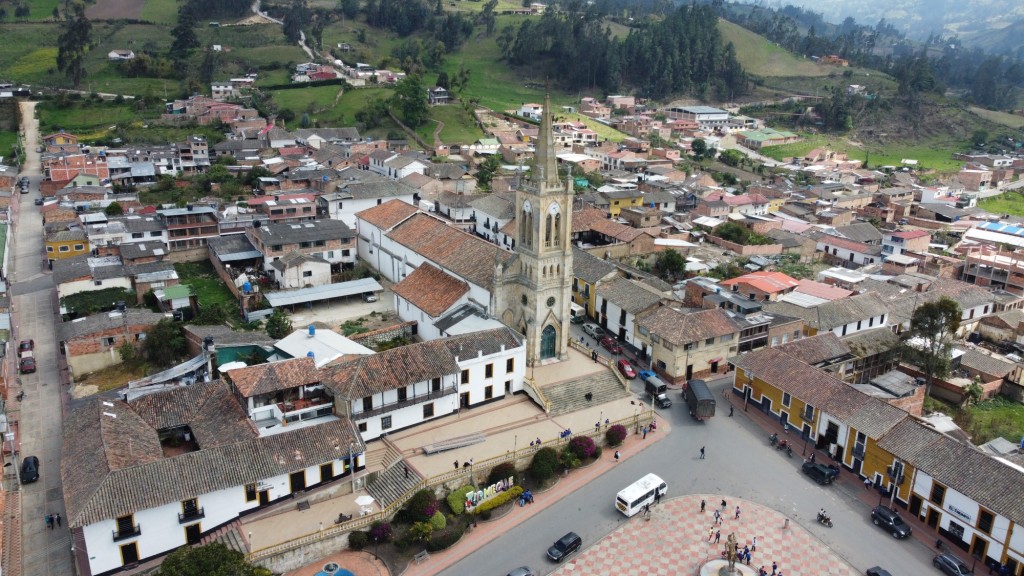 Foto: Turmequé Boyacá, en DRON MINI 2 - Turmequé (Boyacá), Colombia