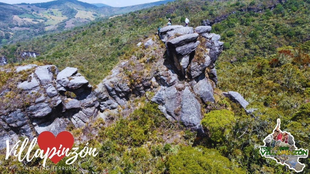 Foto: Piedra del indio piel roja, Villapinzón Cundinamarca en DRON MINI 2 - Villapinzón (Cundinamarca), Colombia