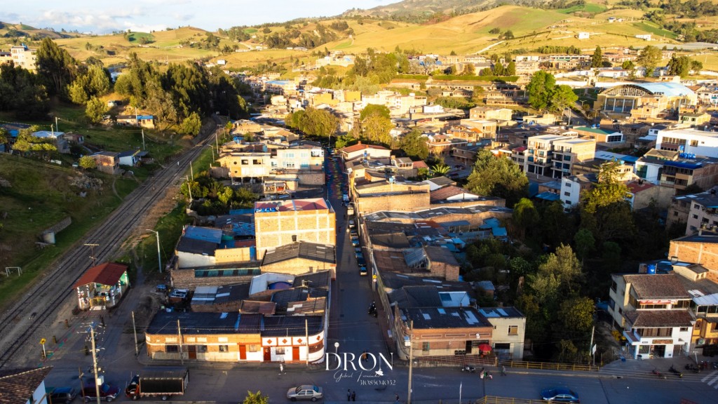 Foto: Viillapinzón centro dron - Viillapinzón (Cundinamarca), Colombia