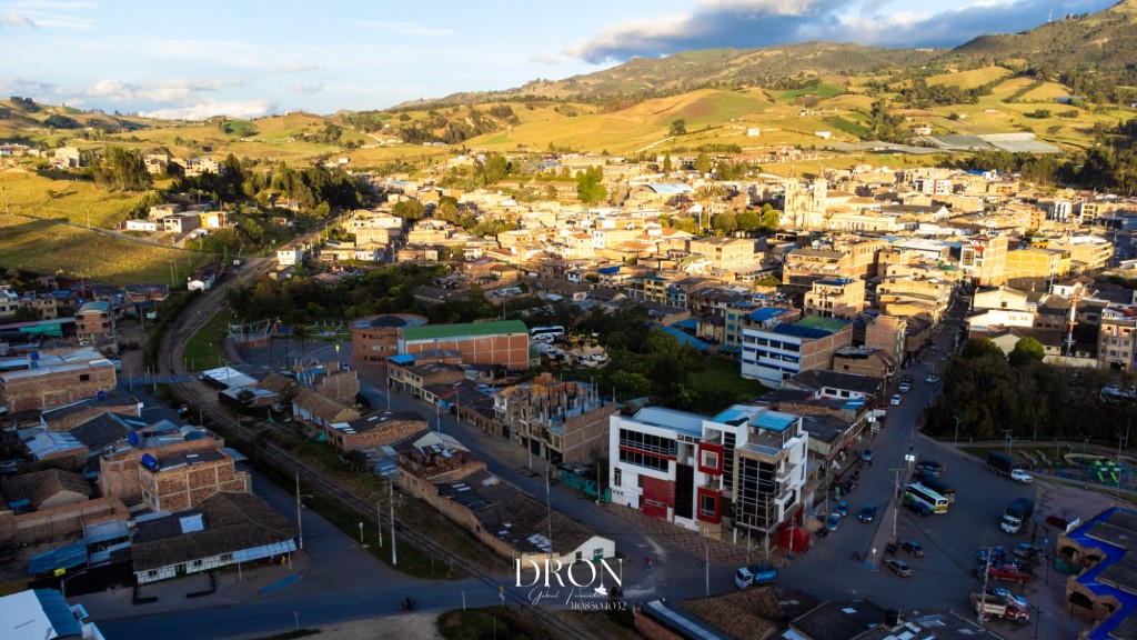 Foto: Viillapinzón centro dron - Viillapinzón (Cundinamarca), Colombia