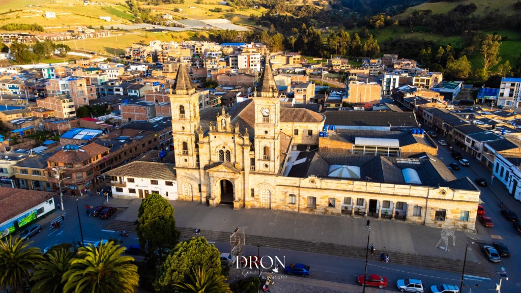 Foto: Viillapinzón centro dron - Viillapinzón (Cundinamarca), Colombia