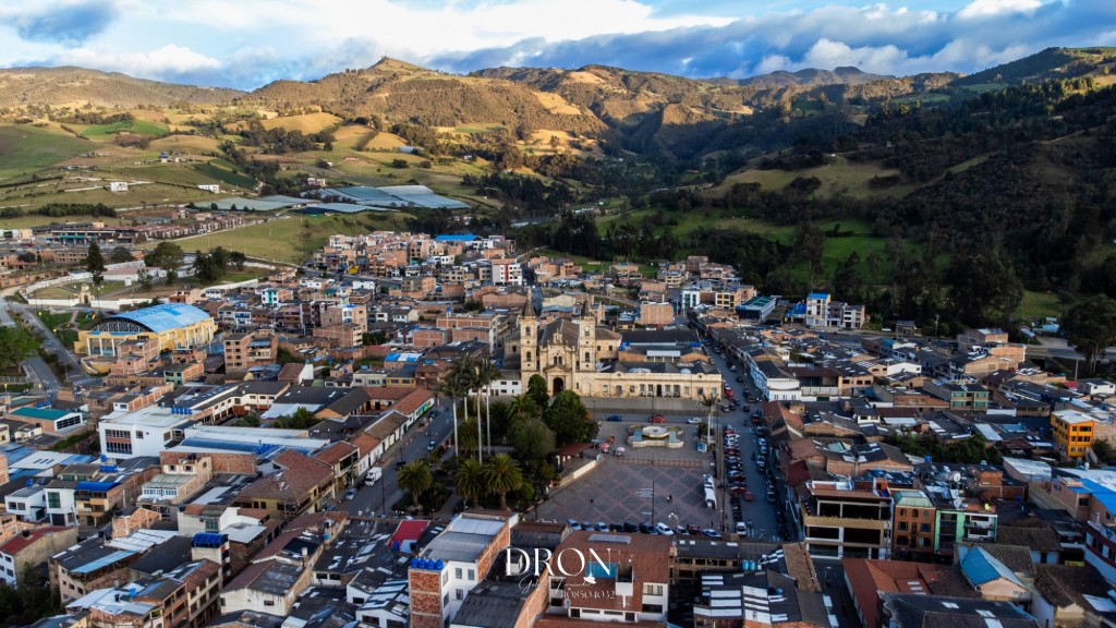 Foto: Viillapinzón centro dron - Viillapinzón (Cundinamarca), Colombia