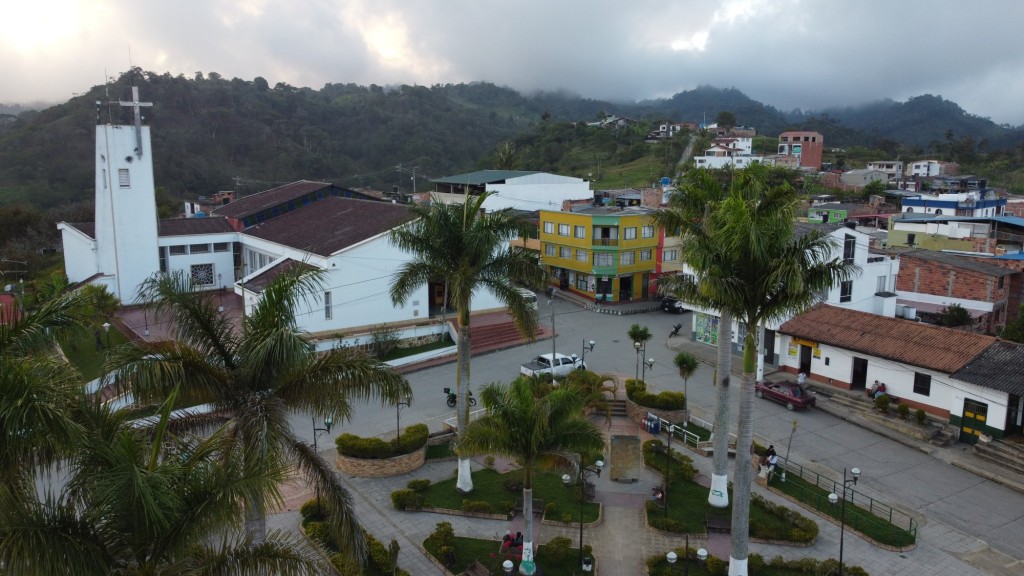 Foto: la paz Santander parque principal - La Paz (Santander), Colombia