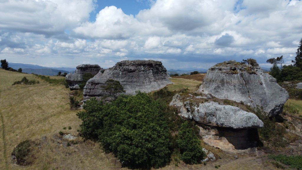 Foto: Monolitos de Hato fiero Chocontá - Chocontá (Cundinamarca), Colombia