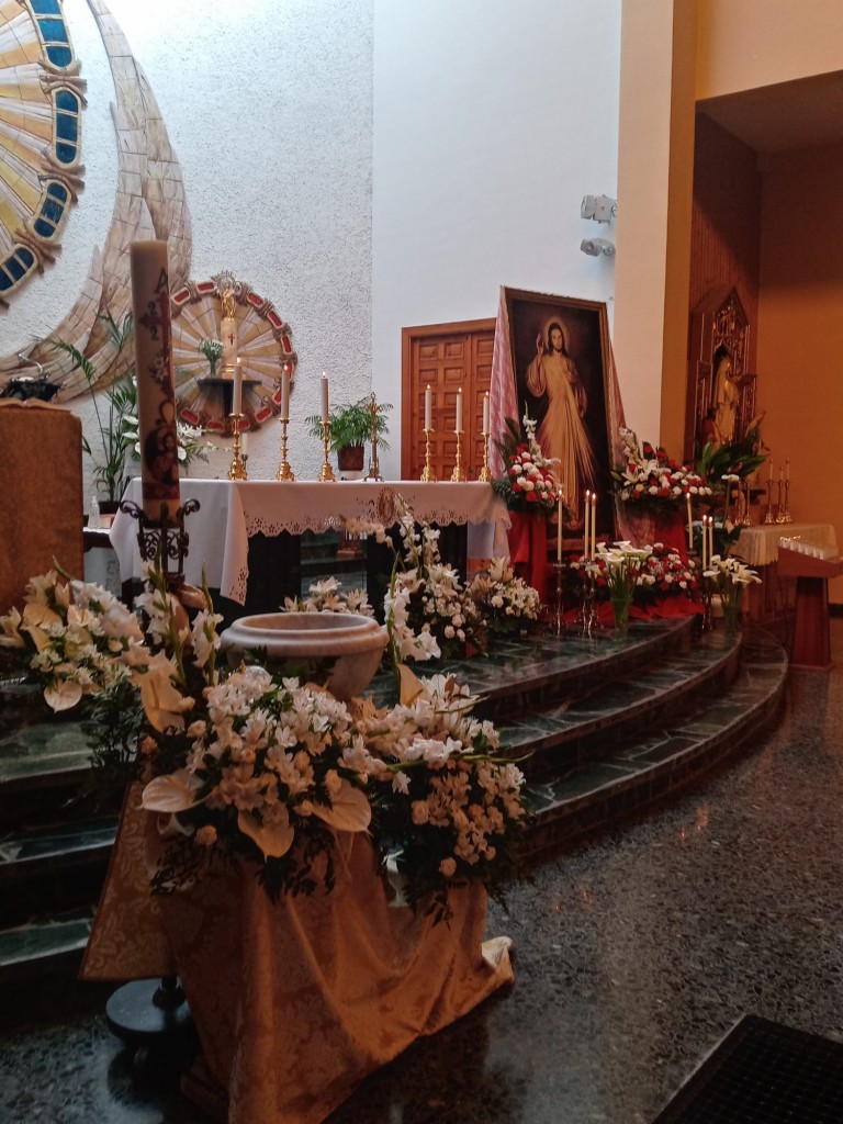 Foto: Parroquia de San Antonio. Fiesta de la Divina Misericordia 2024 - Calatayud (Zaragoza), España