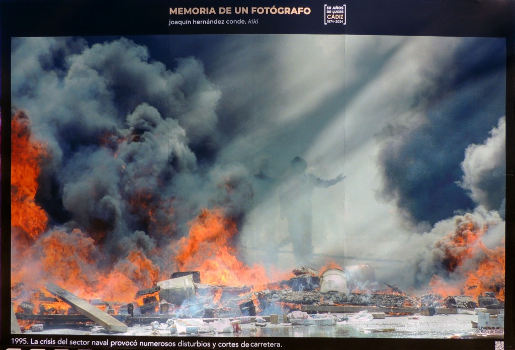 Foto: Exposición fotográfica al aire libre del fotoperiodista - Cádiz (Andalucía), España