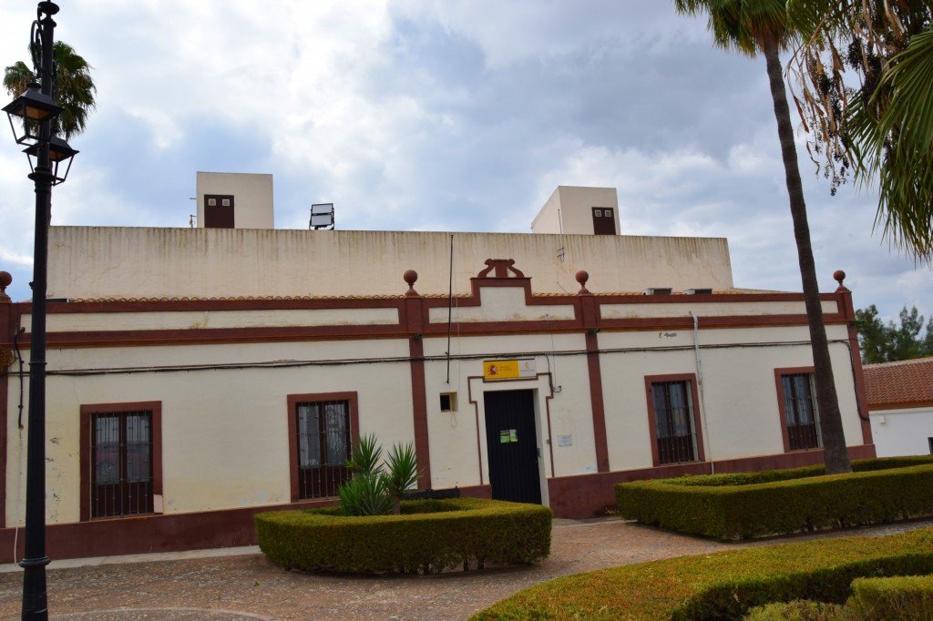 Foto: Cuartel de la Guardia Civil - Aznalcázar (Sevilla), España