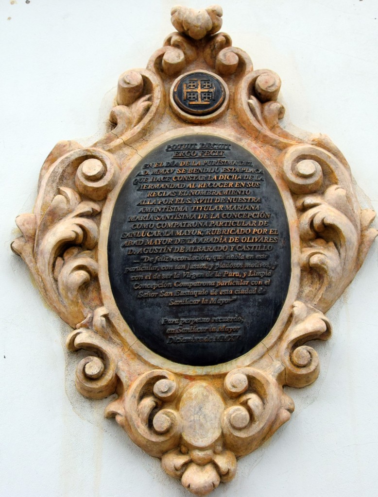 Foto: Placa recordatorio de la Hermandad - Sanlucar la Mayor (Sevilla), España