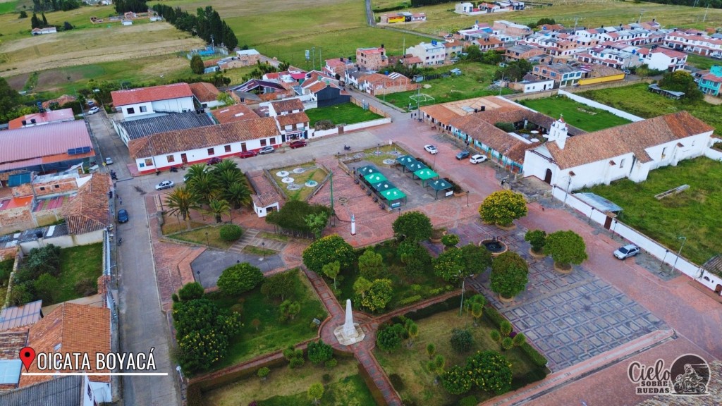 Foto: Parque principal de Oicata Boyacá - Oicata (Boyacá), Colombia