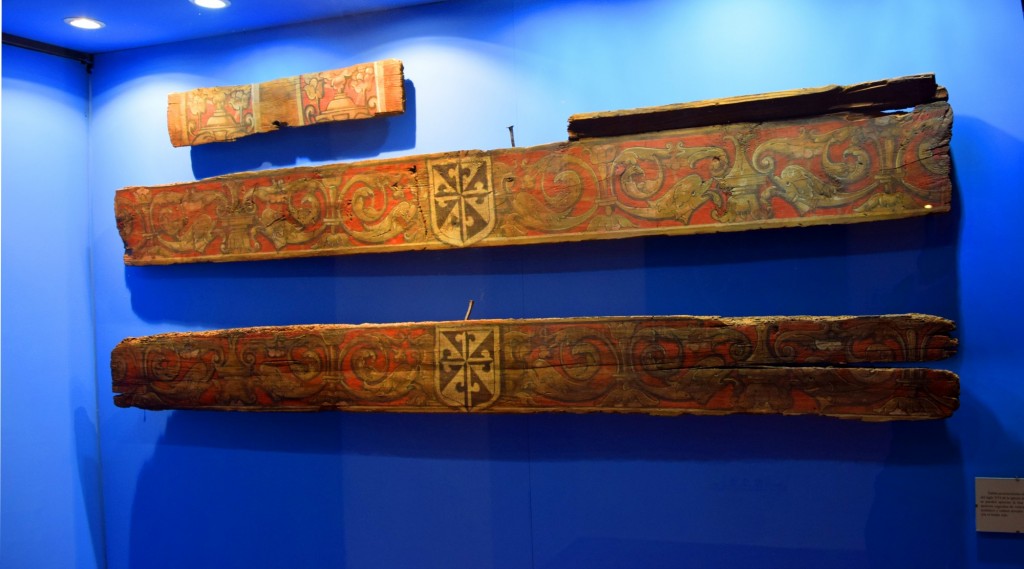 Foto: Tablas ornamentadas del S.XVI - Carmona (Sevilla), España