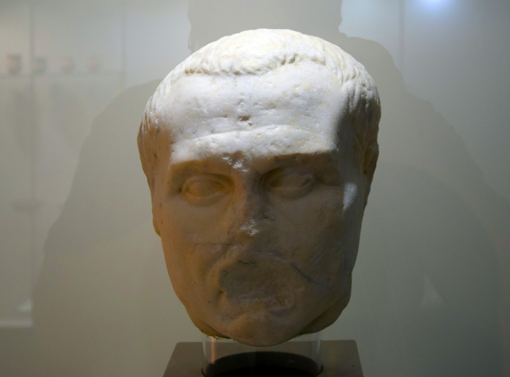 Foto: Retrato masculino, época altoimperial - Carmona (Sevilla), España