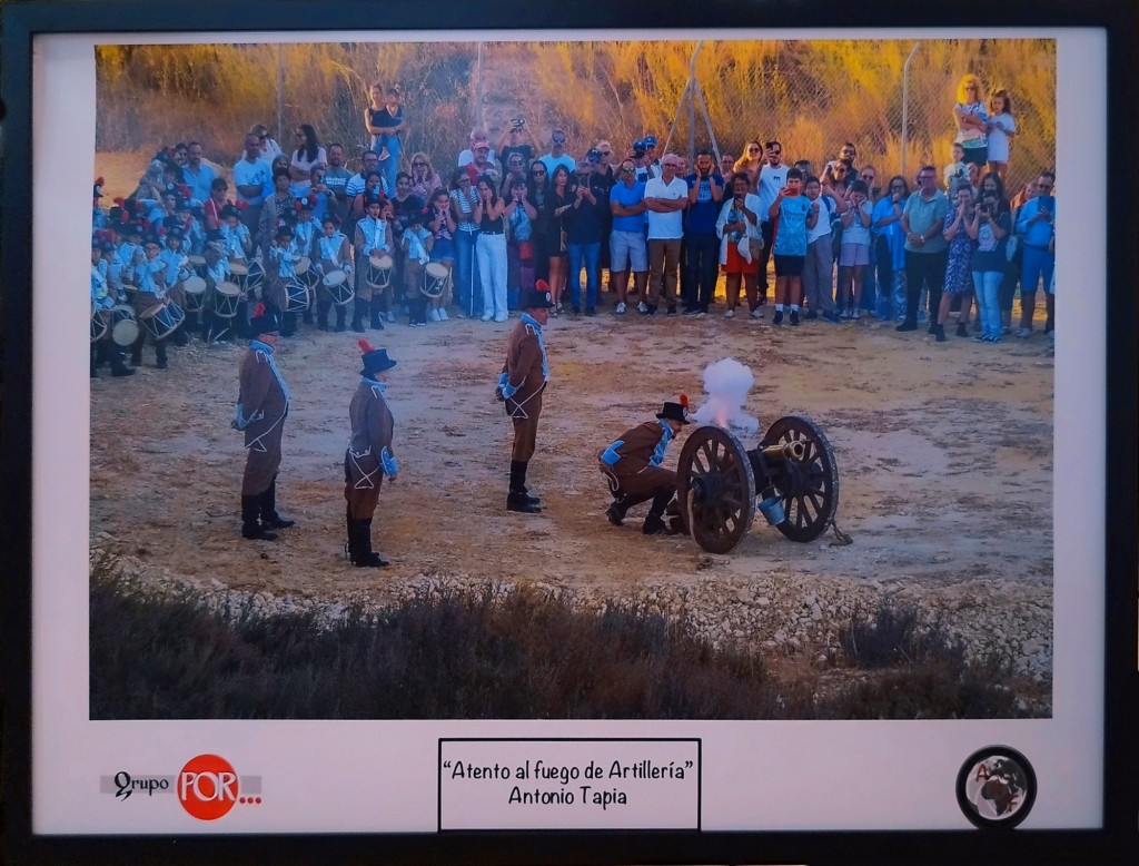 Foto: -Atento al fuego de artillería de Antonio Tapia - San Fernando (Cádiz), España