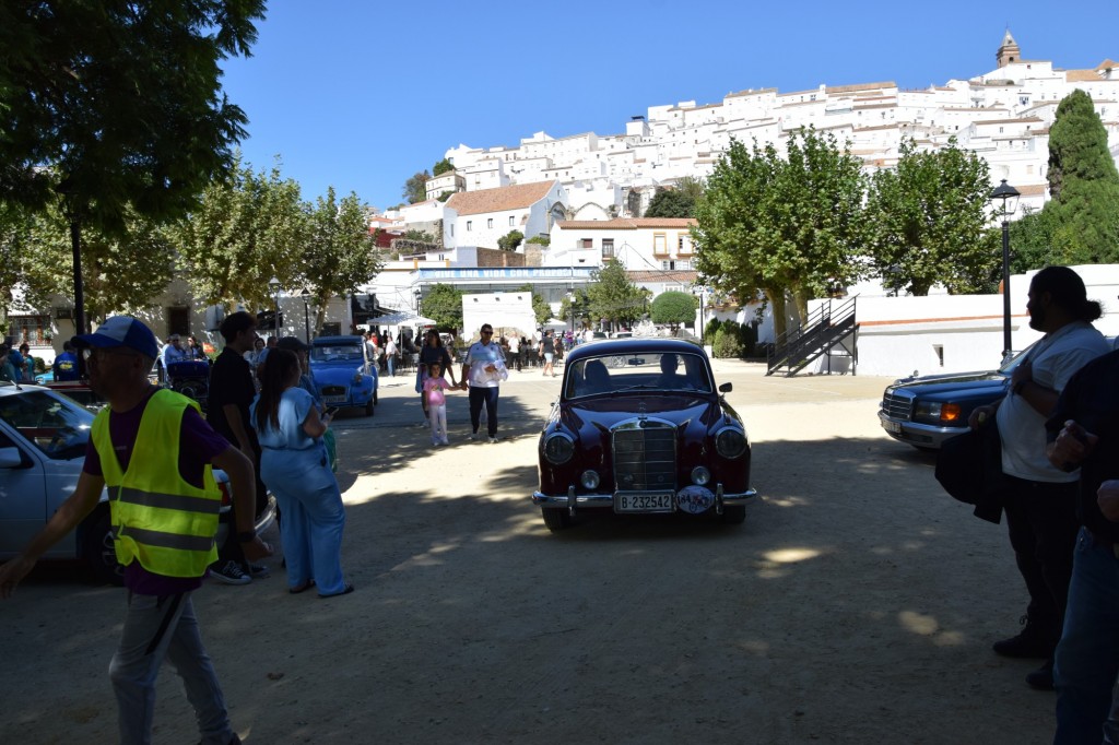 Foto: Concentración de vehíclos clásicos 19-10-2025 - Alcalá de los Gazules (Cádiz), España