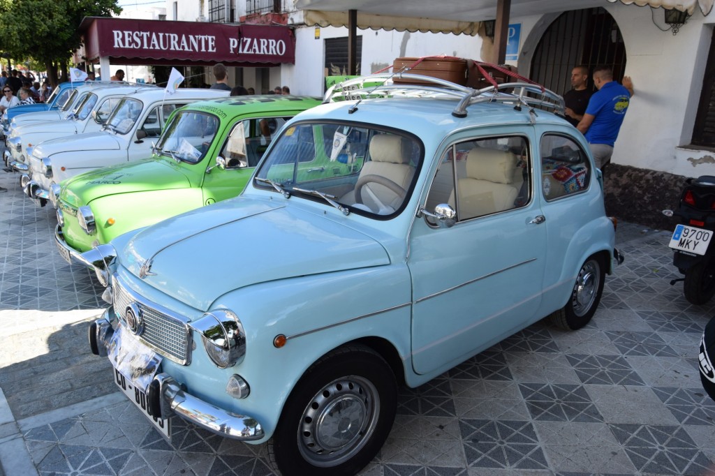 Foto: Concentración de vehíclos clásicos 19-10-2025 - Alcalá de los Gazules (Cádiz), España