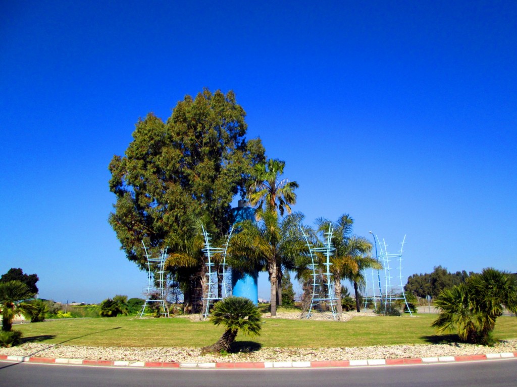 Foto: Rotonda L. Alverez Duarte - San Fernando (Cádiz), España