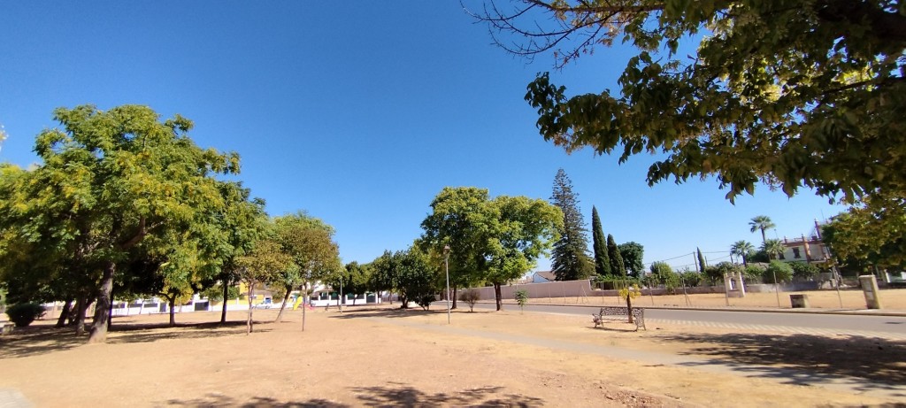 Foto: Plaza Rafaela Carrasco - Espartinas (Sevilla), España