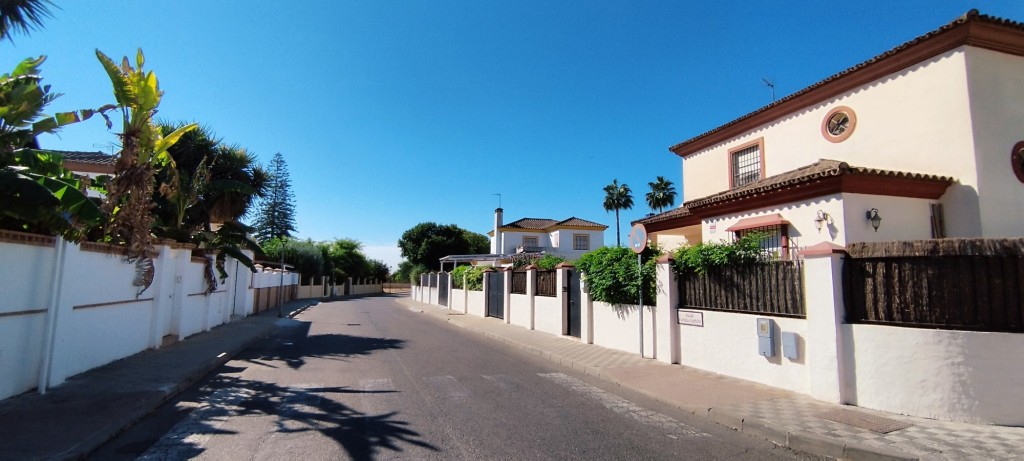 Foto: Calle Rafaela Castaño - Espartinas (Sevilla), España