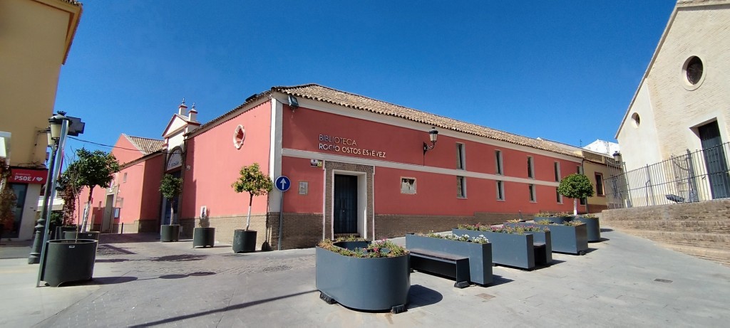 Foto: Biblioteca - Gines (Sevilla), España