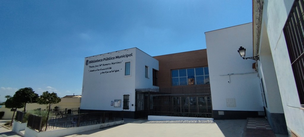 Foto: Biblioteca - Olivares (Sevilla), España