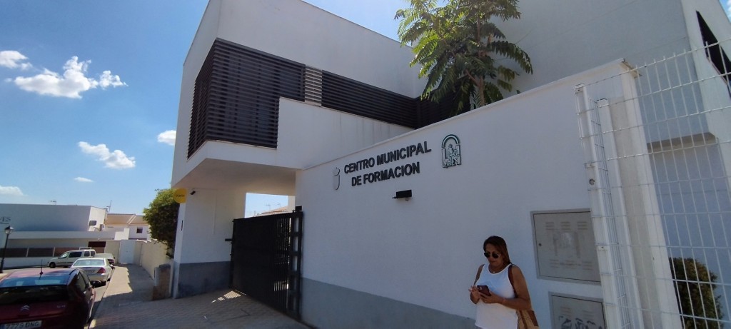 Foto: Centro Municipal de Formación -Olivares - Olivares (Sevilla), España