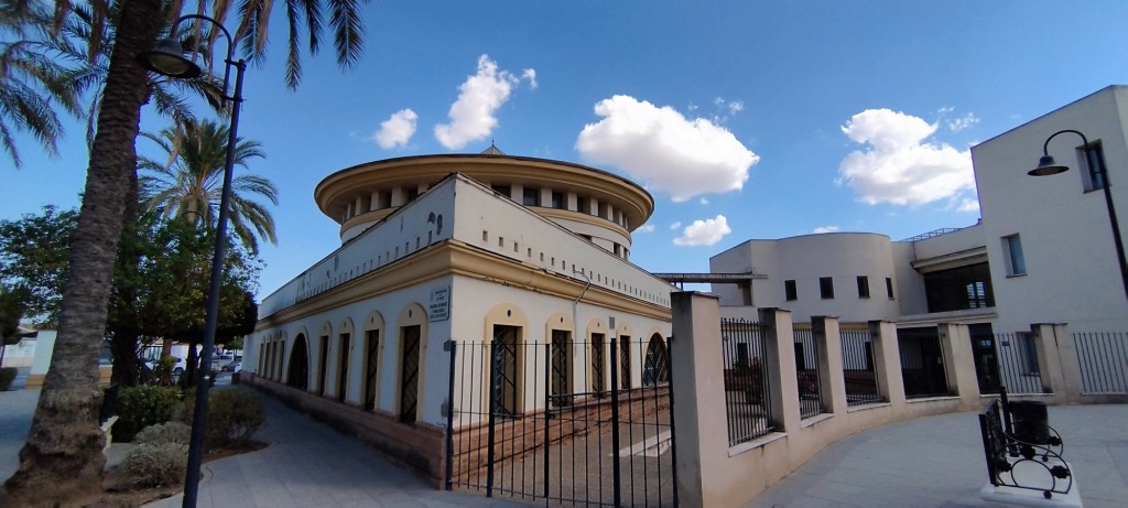 Foto: Centro de Salud - Olivares (Sevilla), España