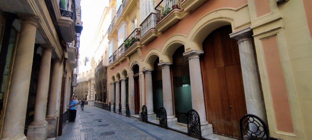 Foto: Calle Cristobal Colón - Cádiz (Andalucía), España