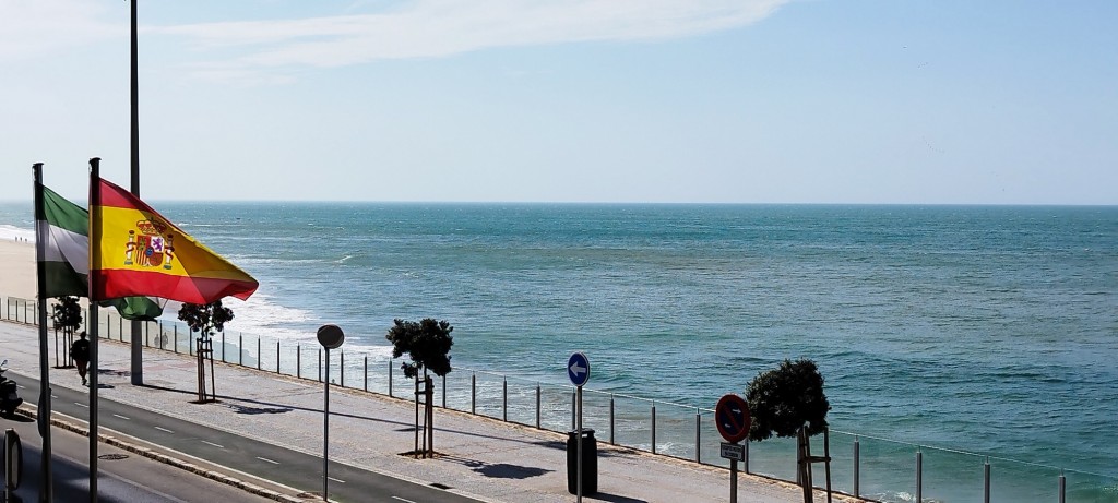 Foto: Roja y Gualda-Verde y Blanca - Cádiz (Andalucía), España