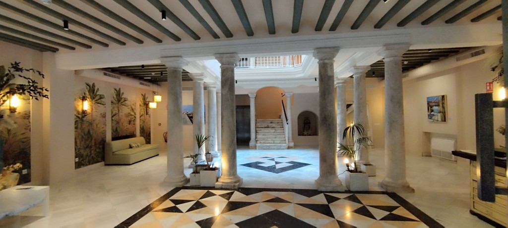 Foto: Interior edificio apartamentos turísticos - Cádiz (Andalucía), España