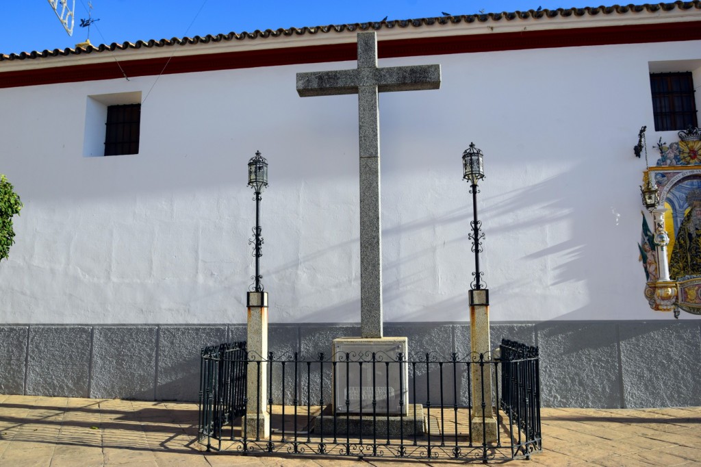 Foto: En memoria a los que murieron por sus ideales - Brenes (Sevilla), España