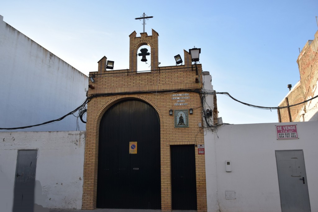 Foto: Casa Hermandad San Benito Abad - Brenes (Sevilla), España
