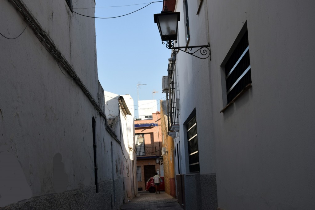 Foto: Callejuela del Corsario - Brenes (Sevilla), España