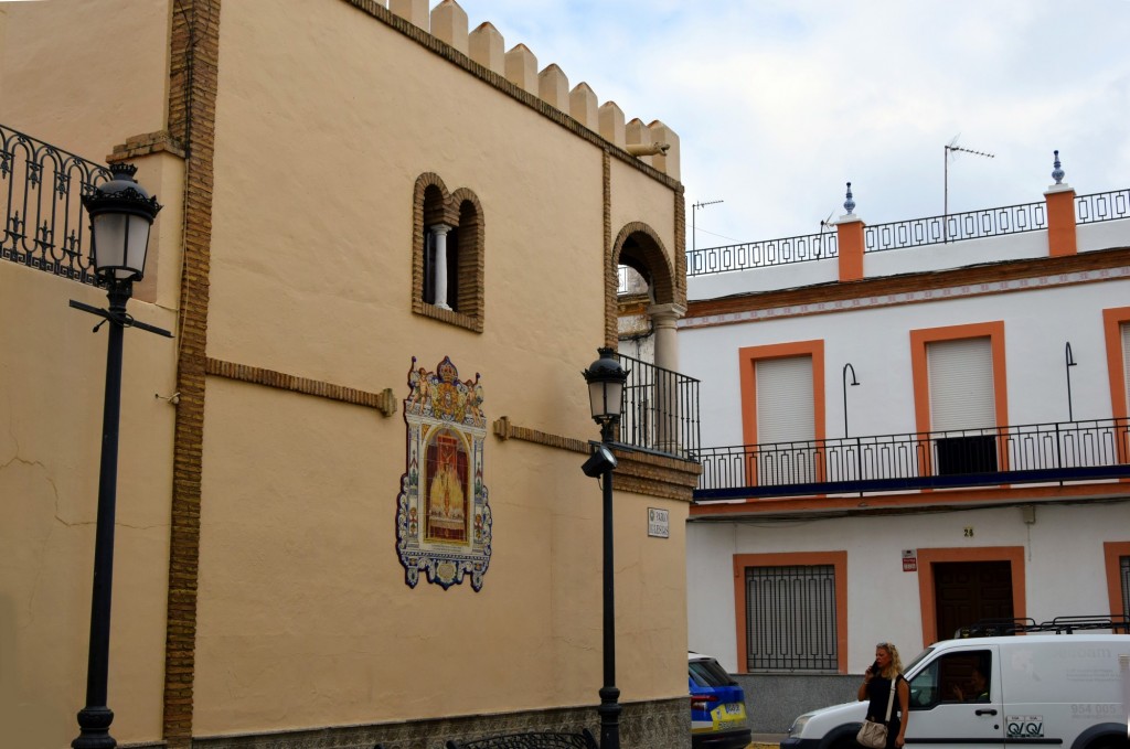 Foto: Plazuela de la Iglesia - Benacazón (Sevilla), España