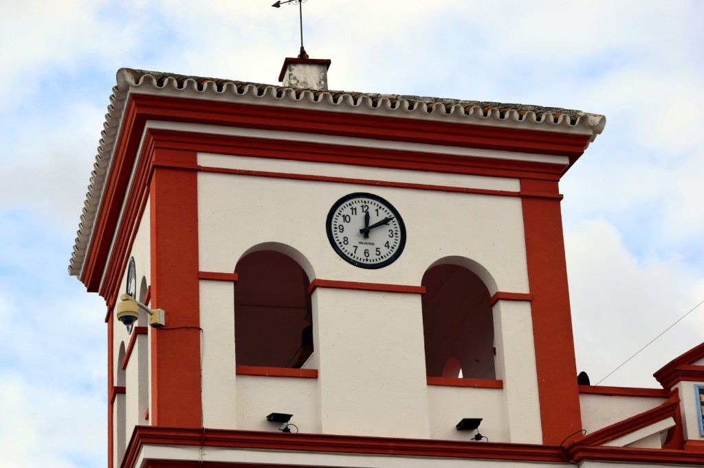 Foto: Reloj del Ayuntamiento - Benacazón (Sevilla), España