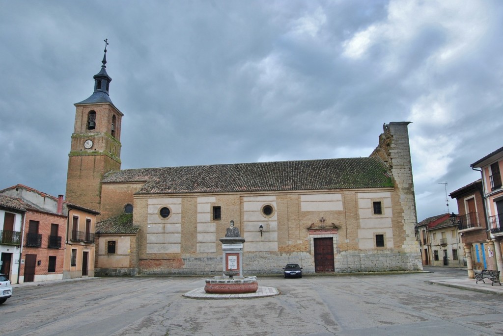 Foto: Centro del pueblo - Villarramiel (Palencia), España