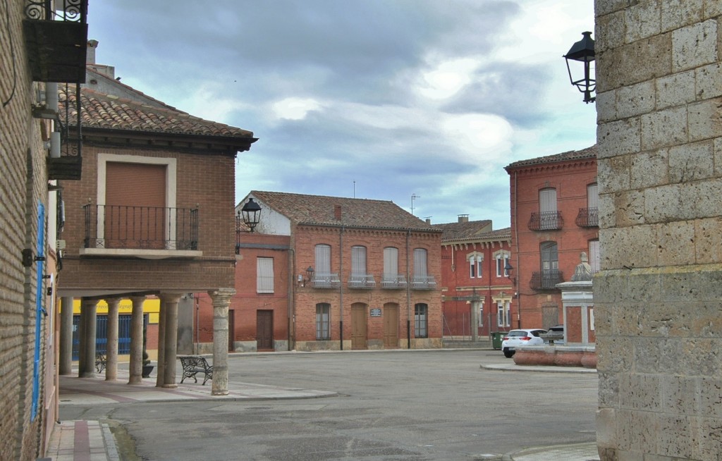 Foto: Centro del pueblo - Villarramiel (Palencia), España