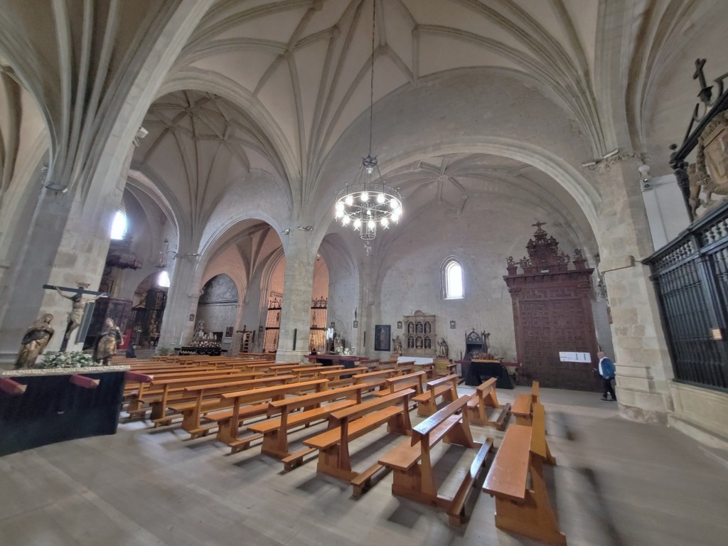 Foto: Colegiata - Ampudia (Palencia), España