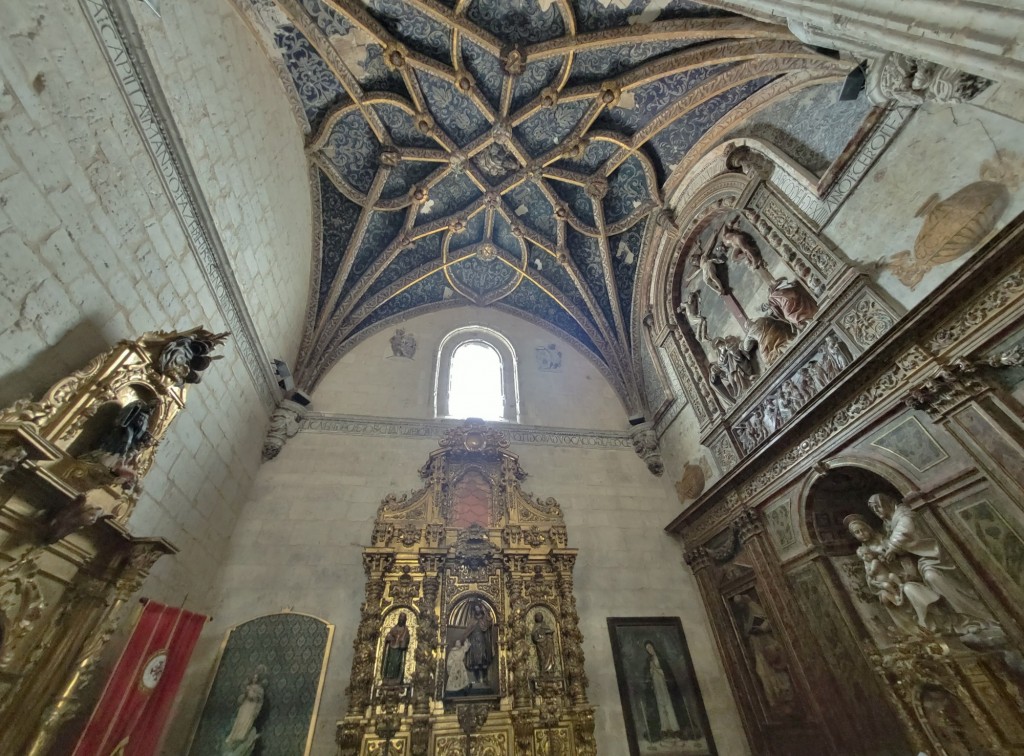 Foto: Colegiata - Ampudia (Palencia), España