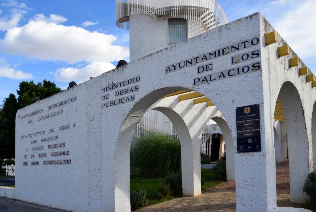 Foto: Abastecimiento de Aguas - Los Palacios y Villafranca (Sevilla), España