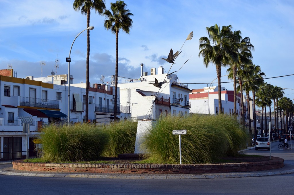 Foto: Rotonda en Avenida de las Marismas - Los Palacios y Villafranca (Sevilla), España