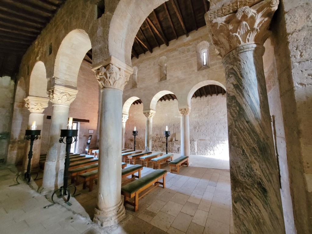 Foto: Basílica de San Juan - Baños de Cerrato (Palencia), España